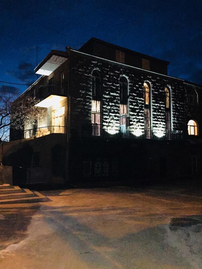 Bloor Hotel Yerevan Bagian luar foto