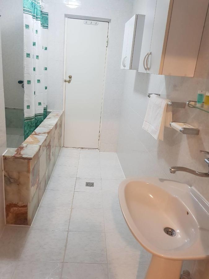 Bloor Hotel Yerevan Bagian luar foto