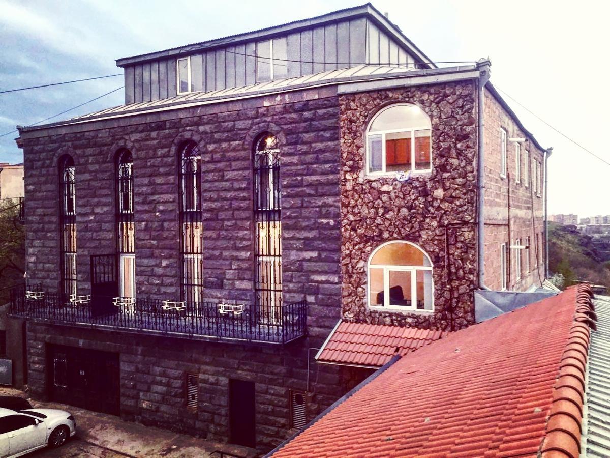 Bloor Hotel Yerevan Bagian luar foto
