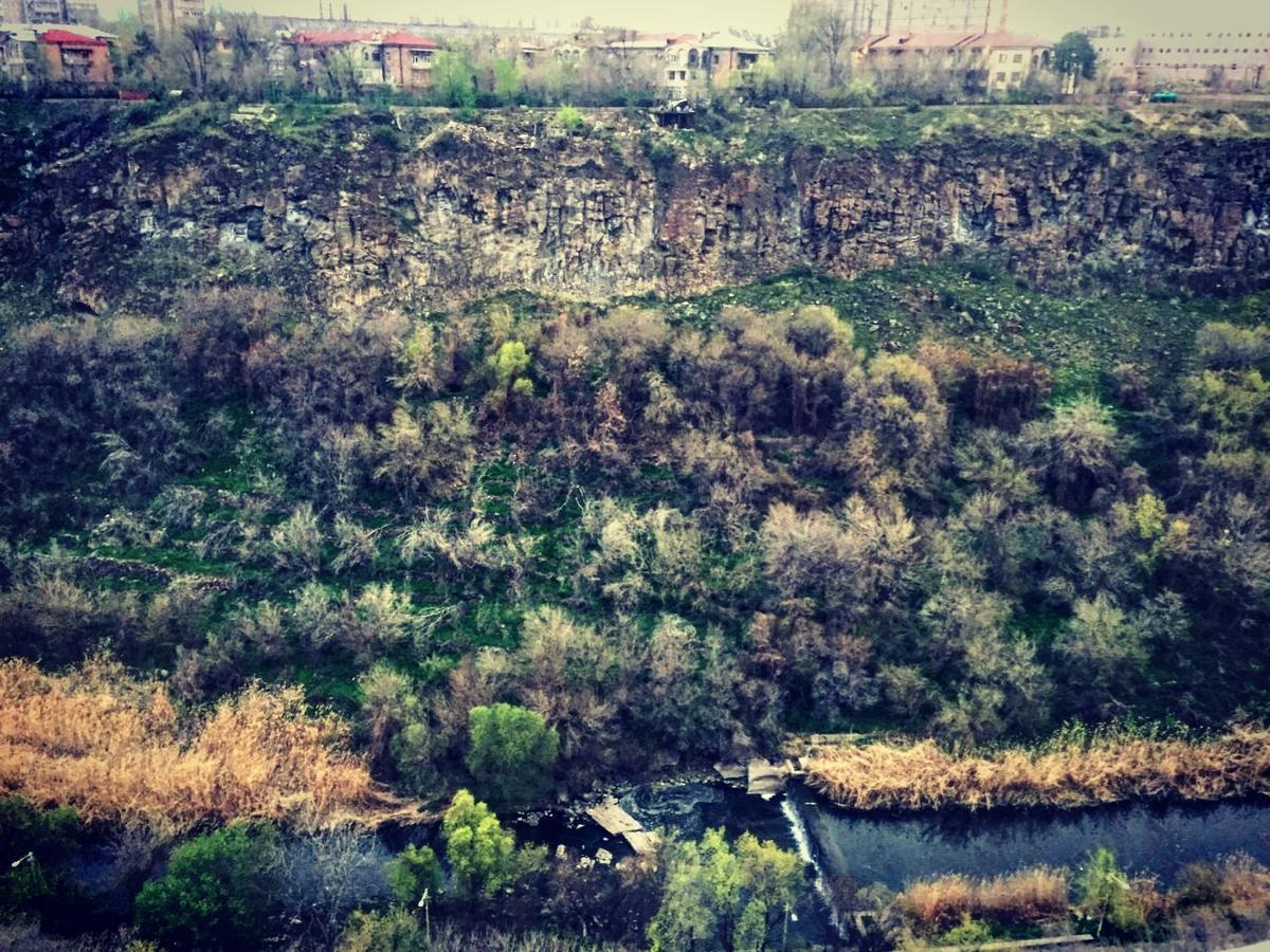 Bloor Hotel Yerevan Bagian luar foto