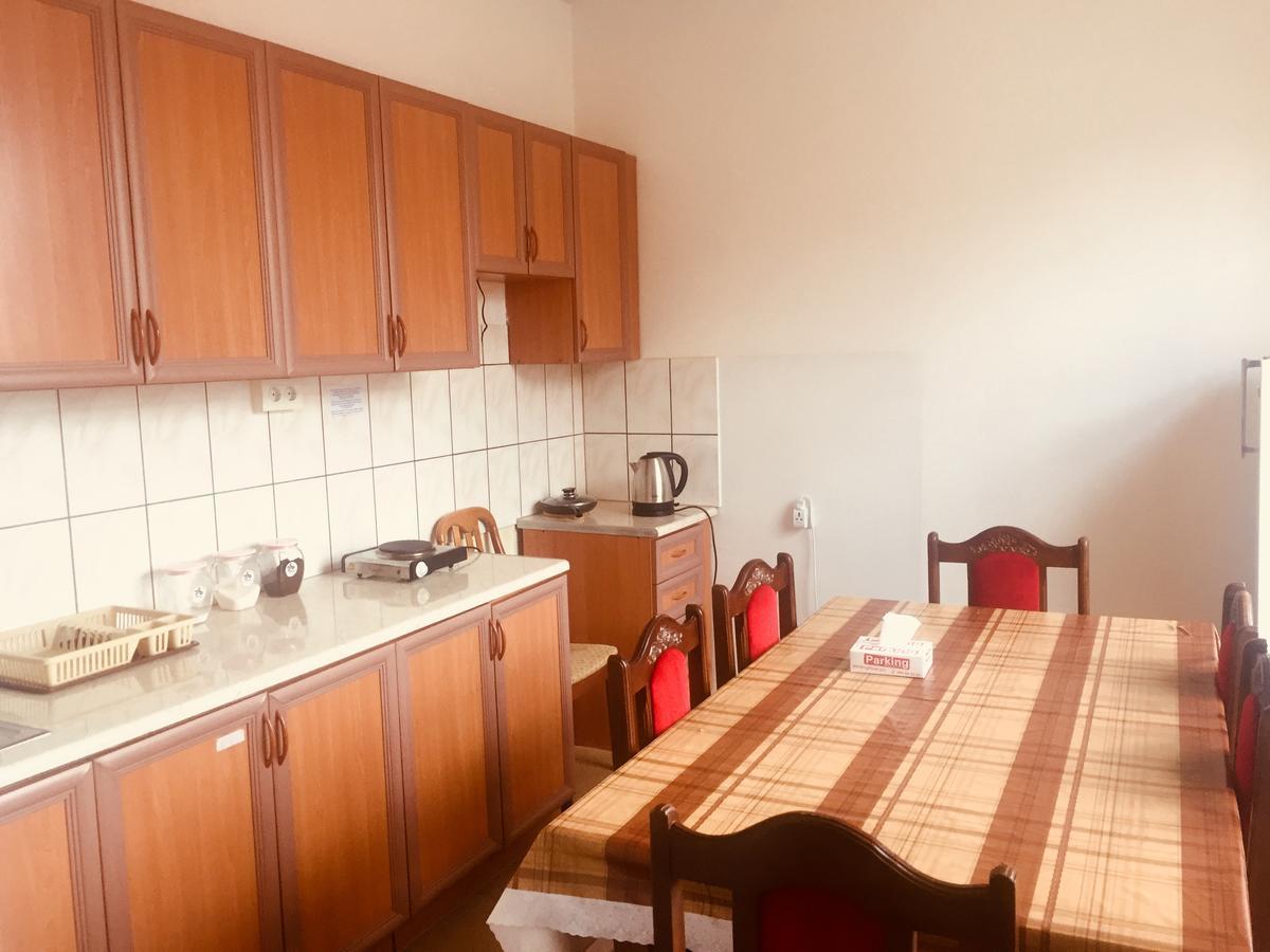 Bloor Hotel Yerevan Bagian luar foto